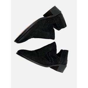 Vince Camuto Black Braided Leather Booties EUC Size 8.5